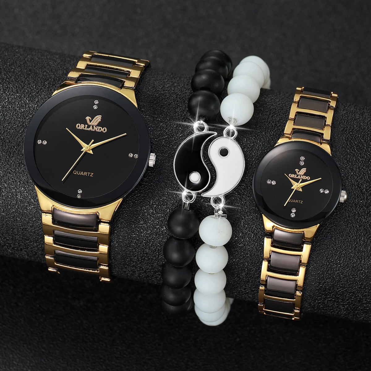 4Pcs/Set Couple'S Watches Fashion Rhinestone Women Quartz Watch Stainless Steel Band Men Wristwatches Bracelets Set